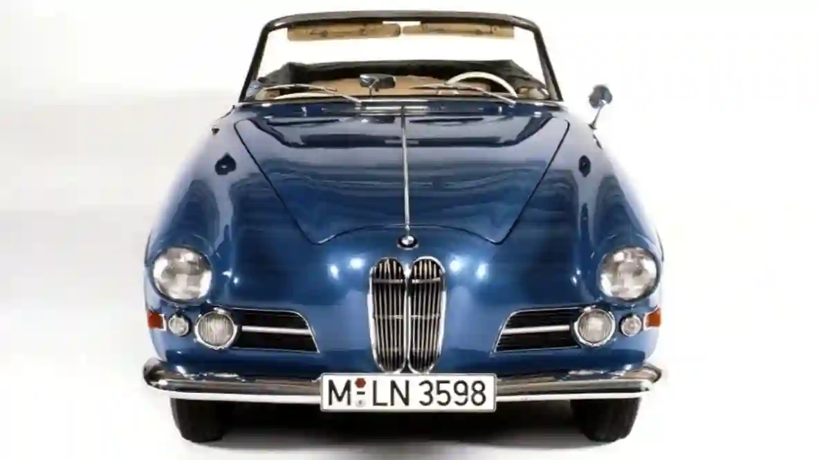 ЭВОЛЮЦИЯ РЕШЕТКИ РАДИАТОРА BMW. 13 СТАДИЙ.