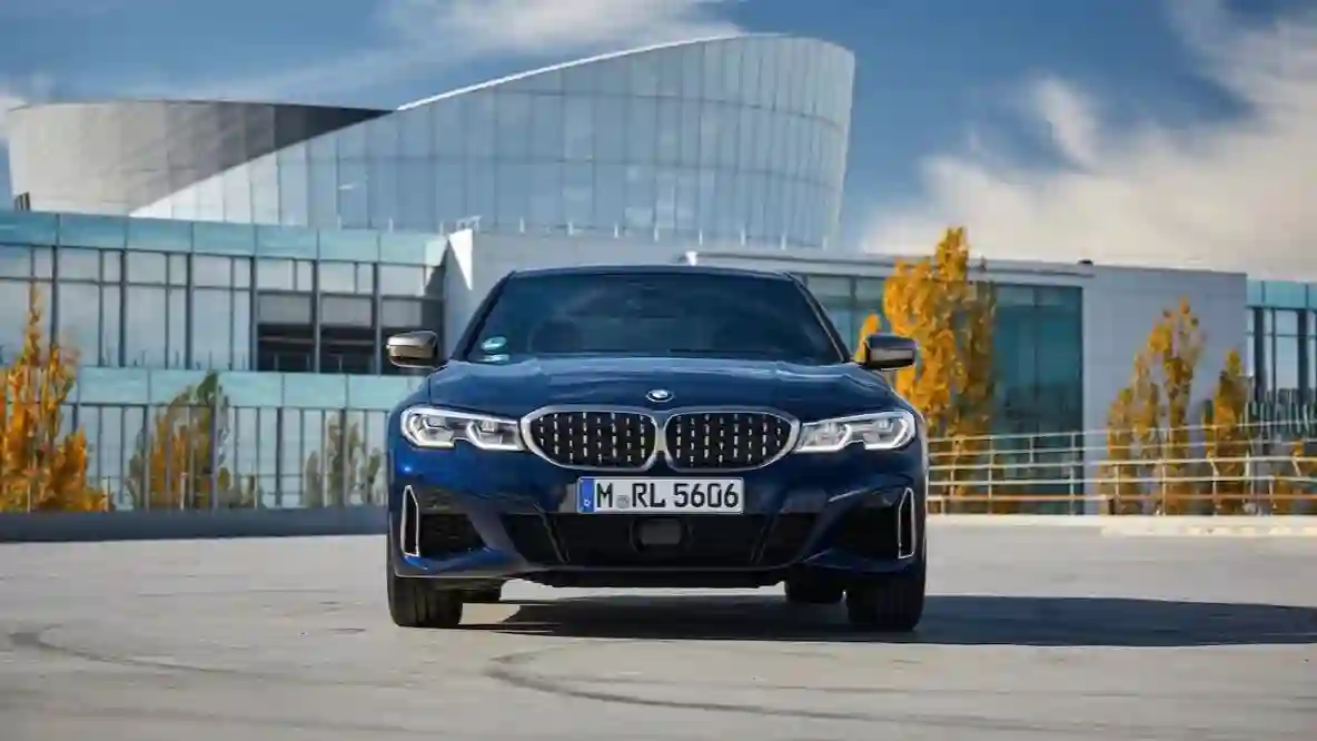 ЭВОЛЮЦИЯ РЕШЕТКИ РАДИАТОРА BMW. 13 СТАДИЙ.