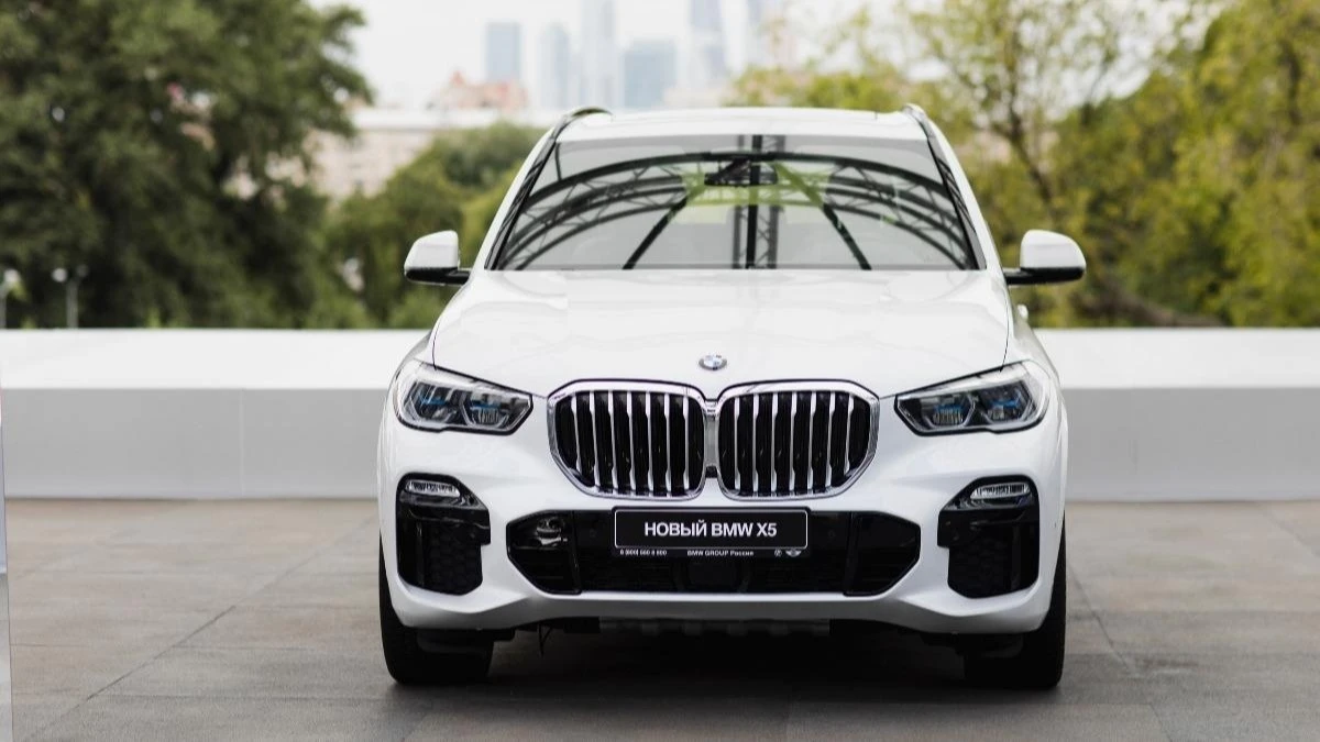 Для тех, кто был занят: старт производства BMW i4 и другие яркие события недели.
